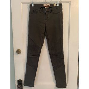 Dittos Dark Grey Textured Zipper Moto Pants, Size 26